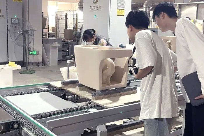 Jingdezhen Ceramic University Experts Visit Smart Toilet Factory