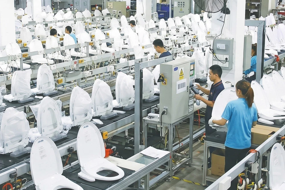 Bidet Toilet Seat Production Workshop