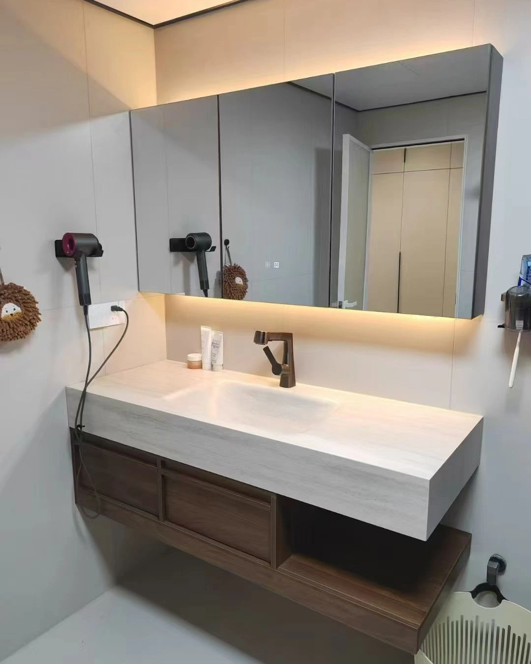 Bathroom Vanities Project